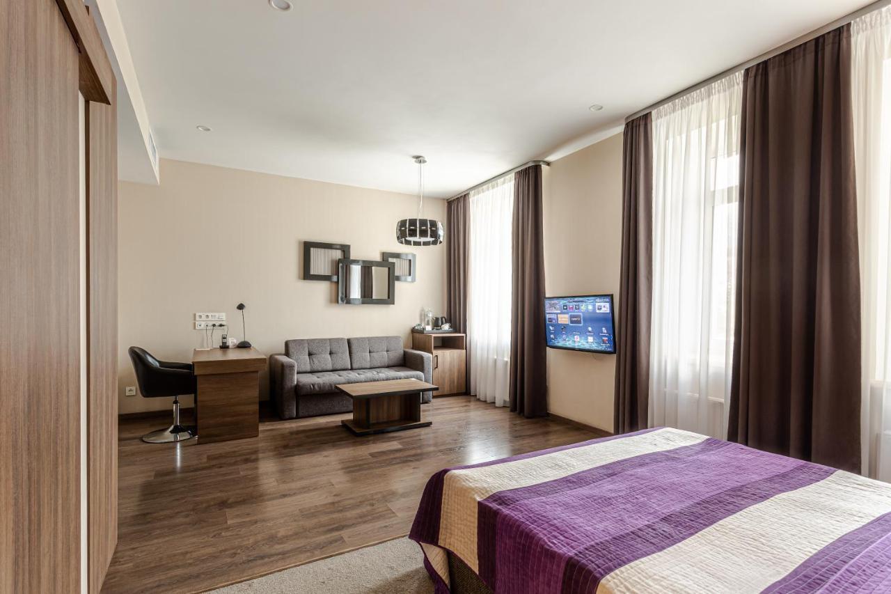 Senator Maidan Aparthotel Kijev Kültér fotó