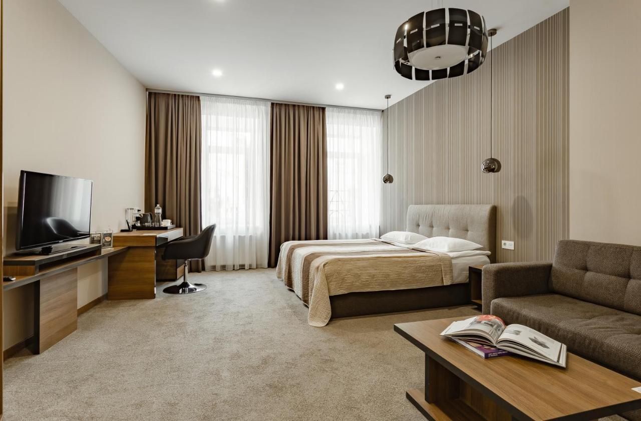 Senator Maidan Aparthotel Kijev Kültér fotó